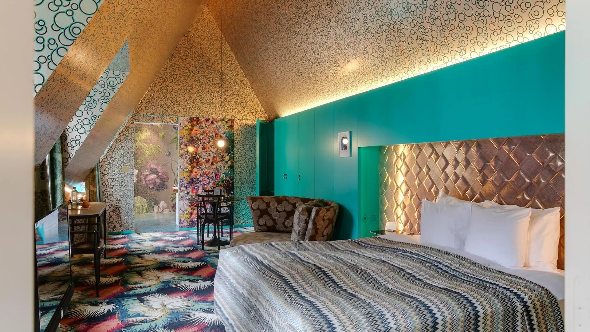 Small Luxury Hotel De Witte Lelie Antwerp