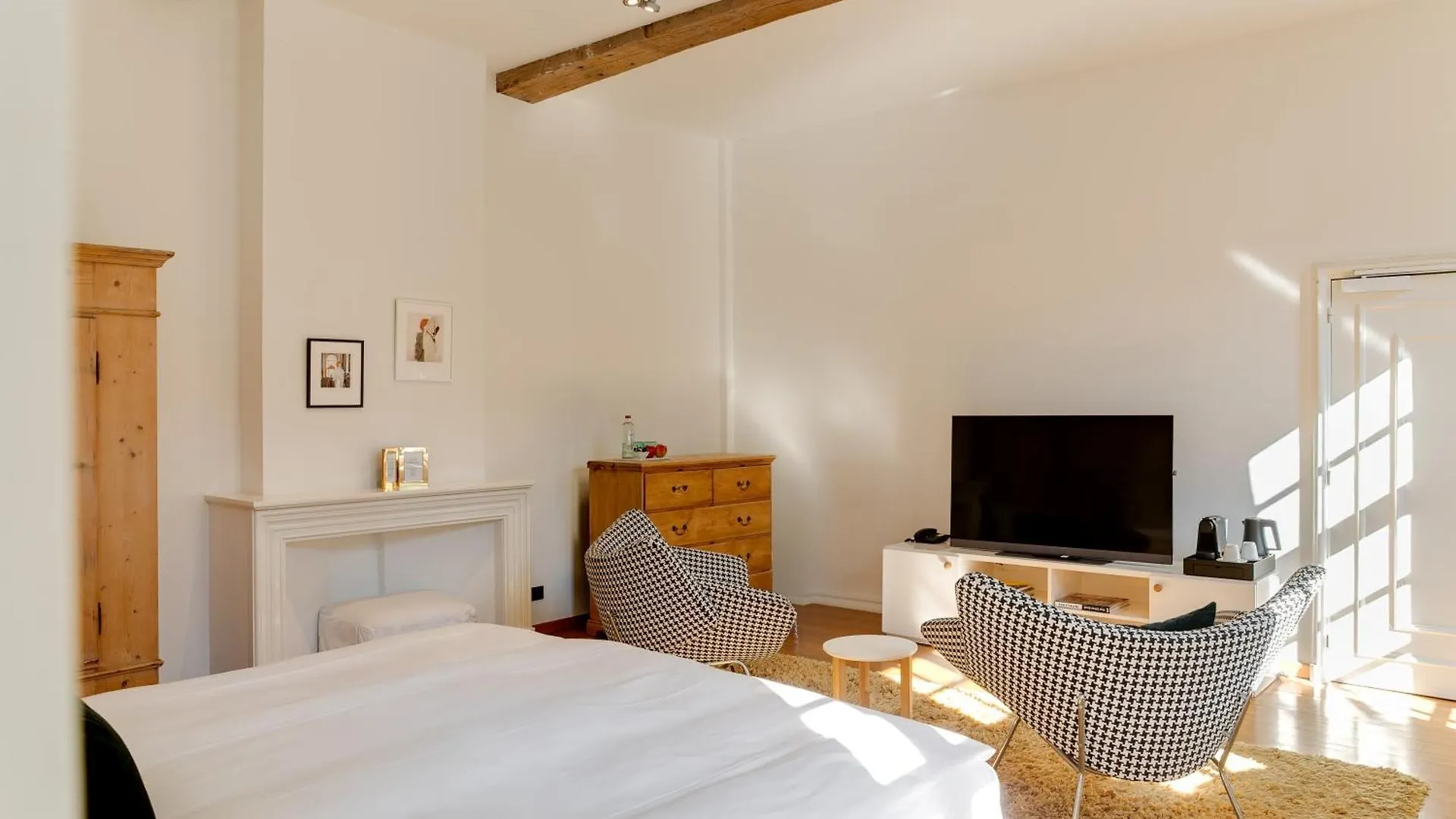 Small Luxury Hotel De Witte Lelie Antwerpen 4*,